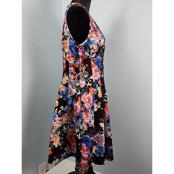 BETSEY JOHNSON Scuba Dress Fit & Flare Front Zip Sleeveless Floral Size 14 - Picture 5 of 13